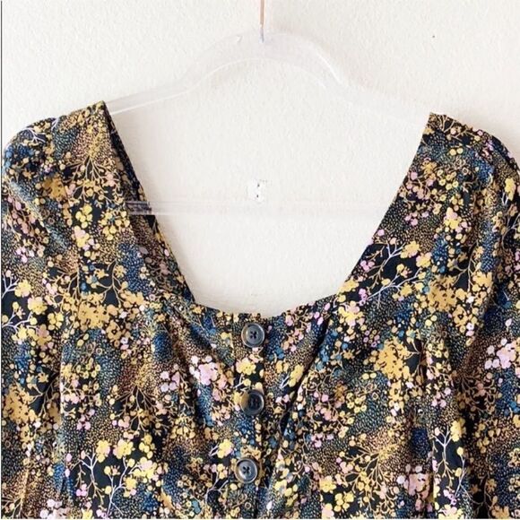 Urban Outfitters Paulina Floral Square Romper - Picture 5 of 10